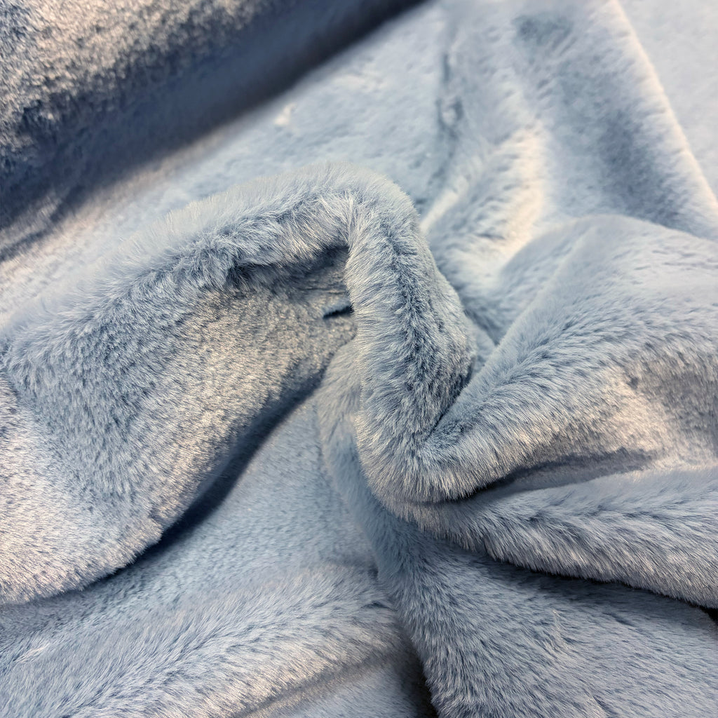 faux fur fabric / light blue