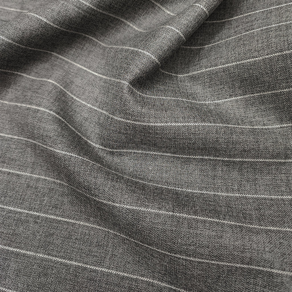 pinstripe suit in linen, wool and silk / color 2