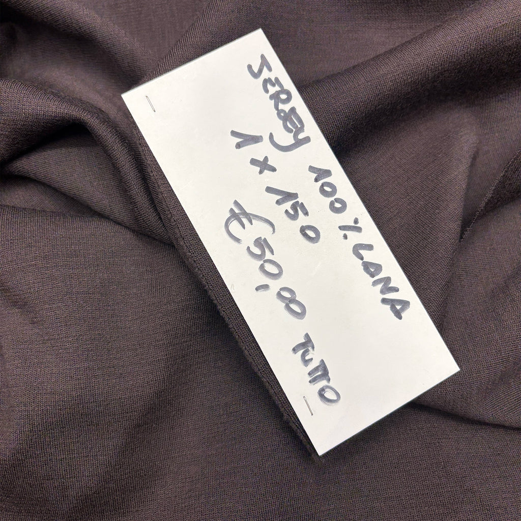 wool jersey remnant / brown