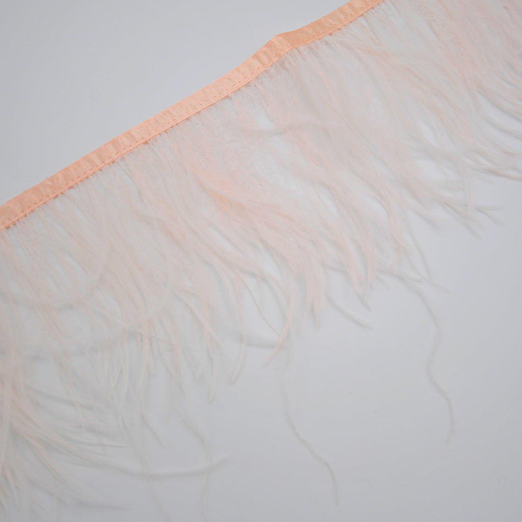 ostrich feathers / color 6
