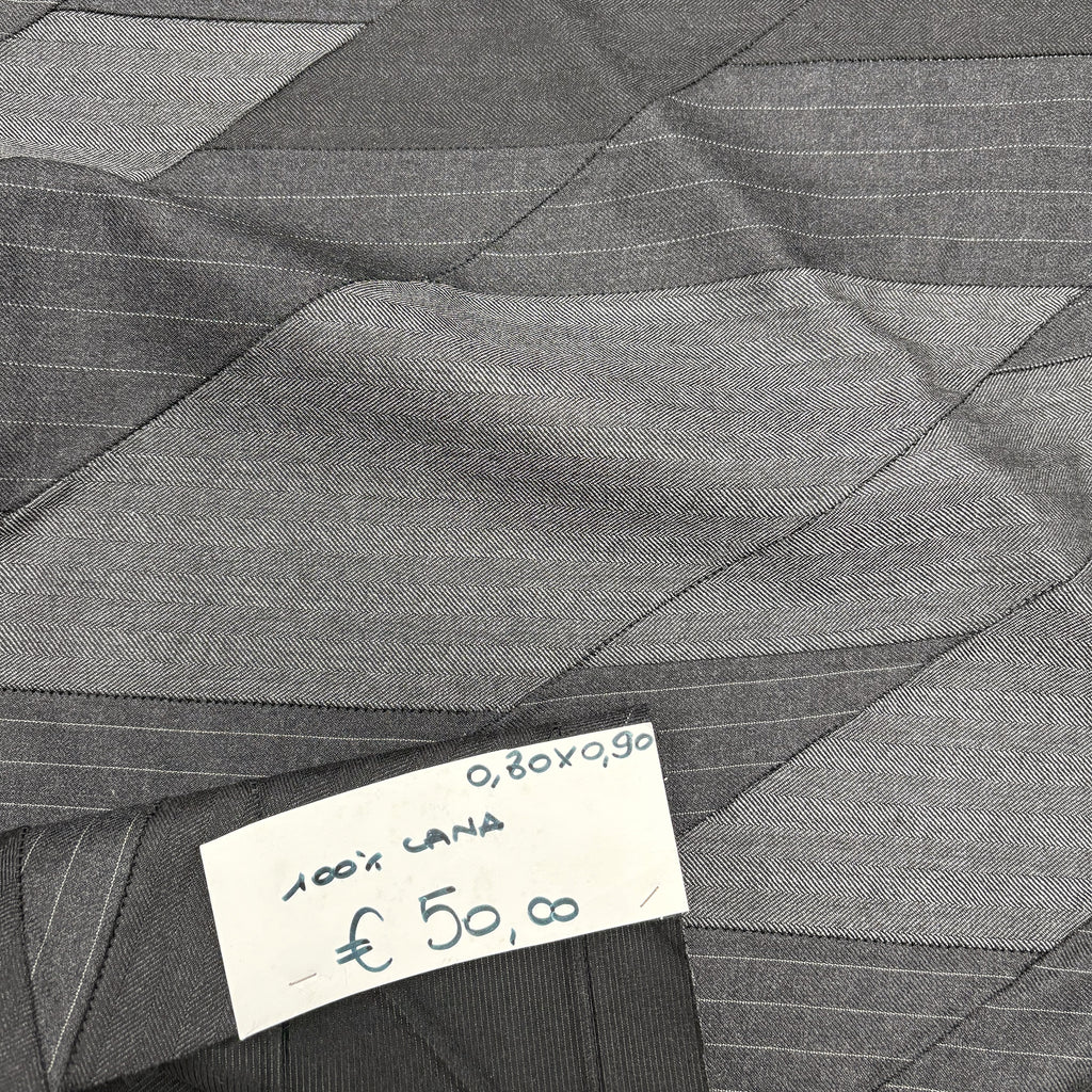 scampolo in lana lavorazione patchwork
