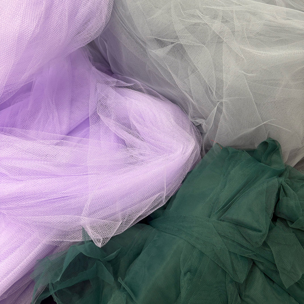 tulle scraps in various colours / stock of various metres