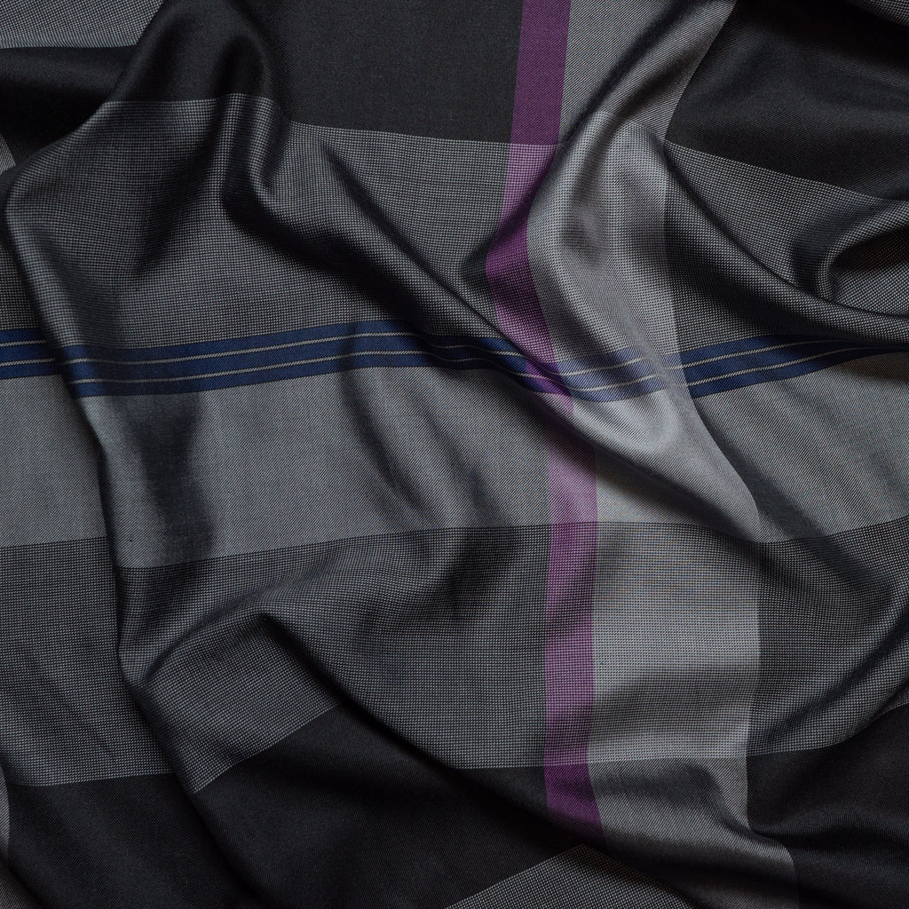 patterned Italian silk / design 57 