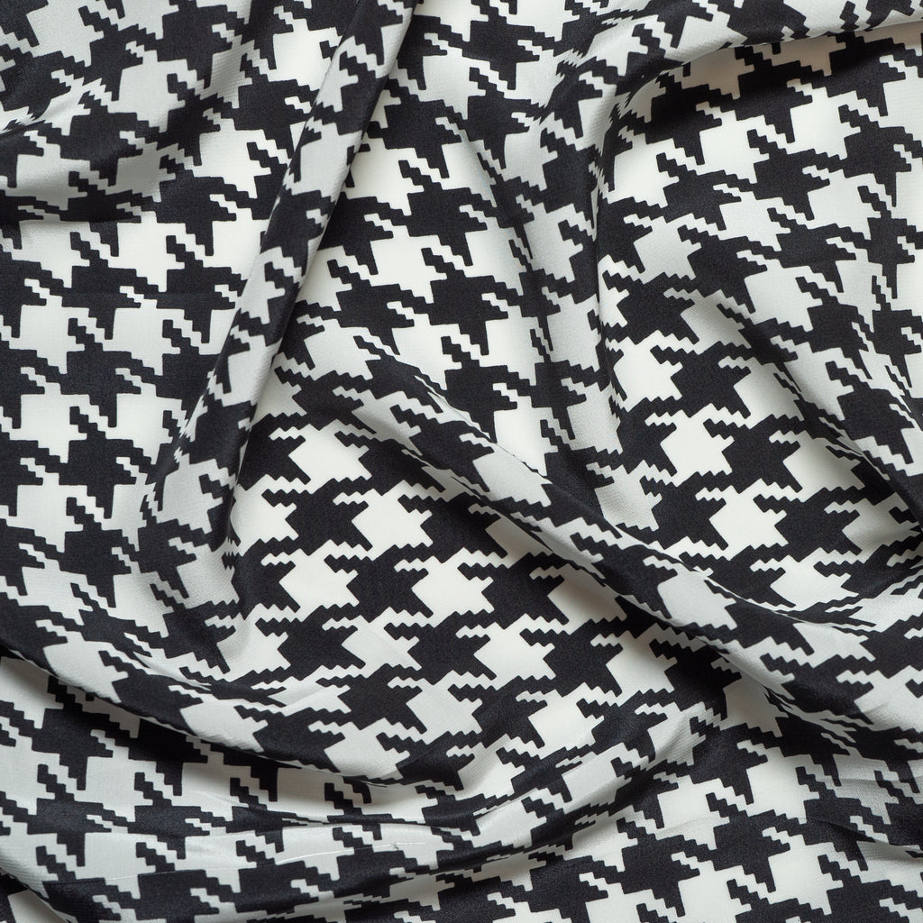 patterned Italian silk / design 61 