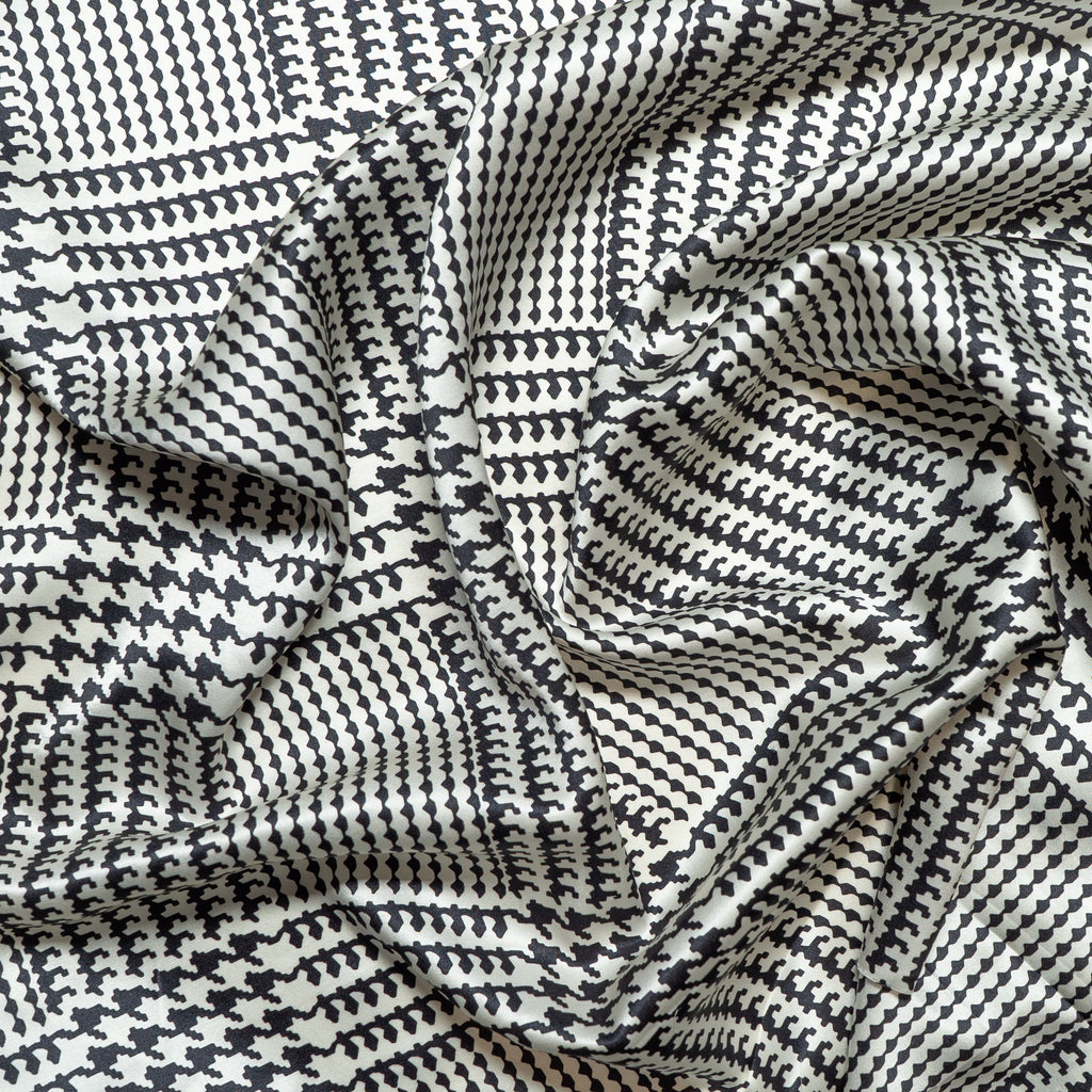 patterned Italian silk / design 69 