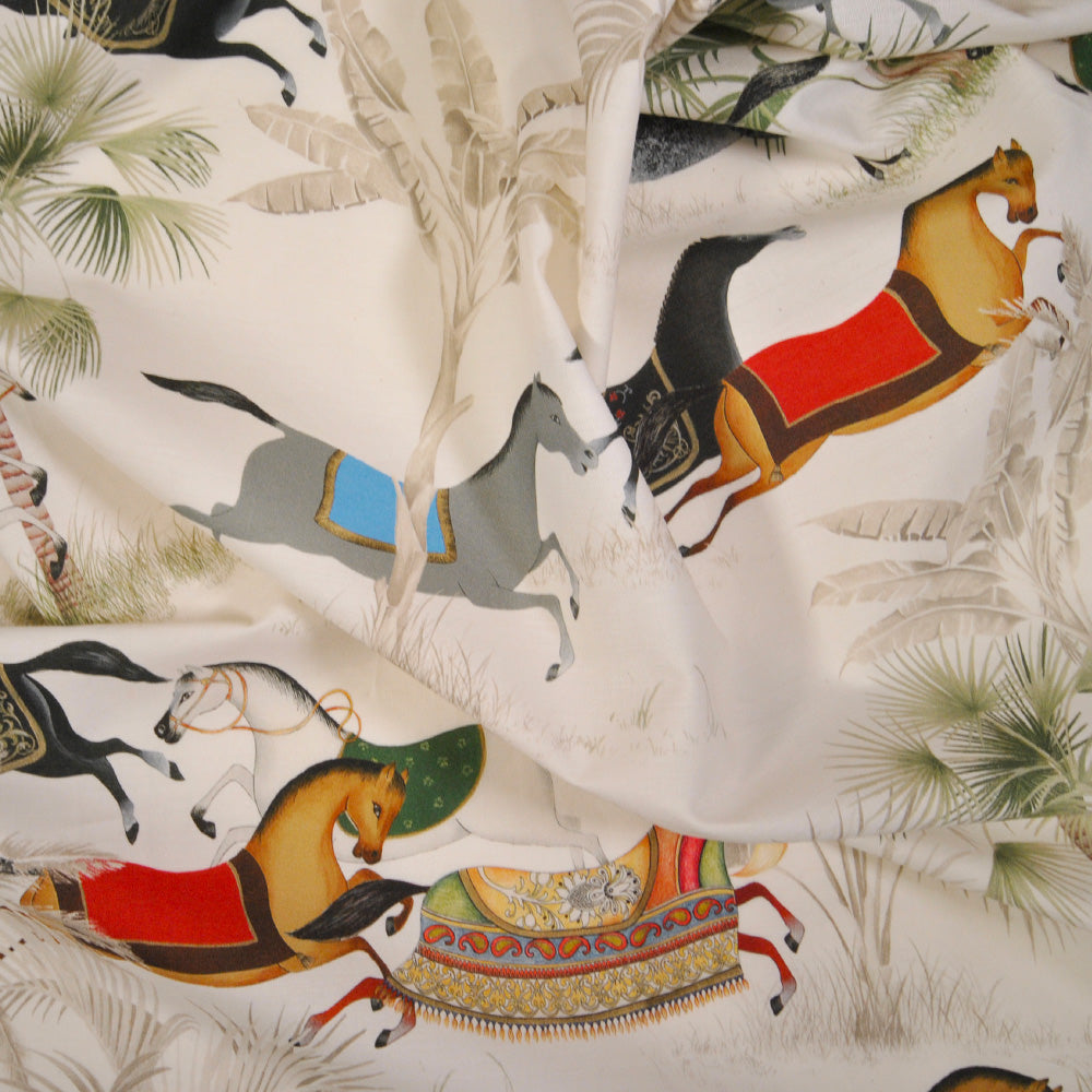 Tessitura Toscana Telerie / percale of pure cotton with Arabian horses pattern