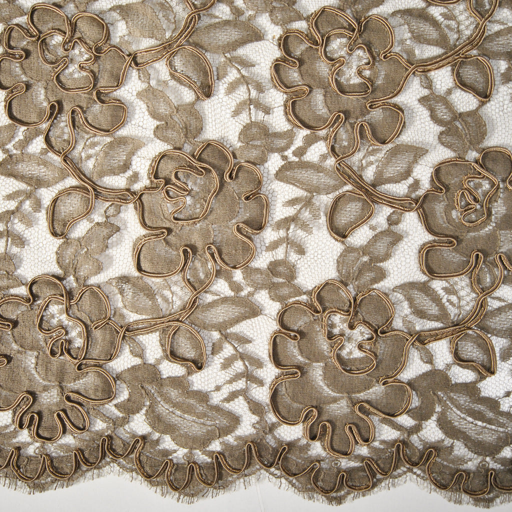 patterned lace / design 13