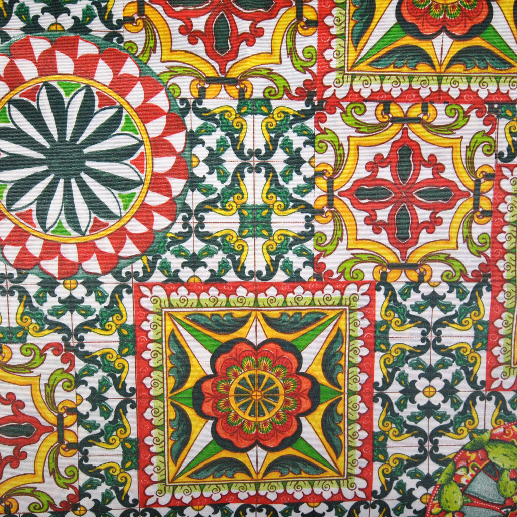 Coated stain-resistant cotton tablecloth / Sicilian majolica pattern