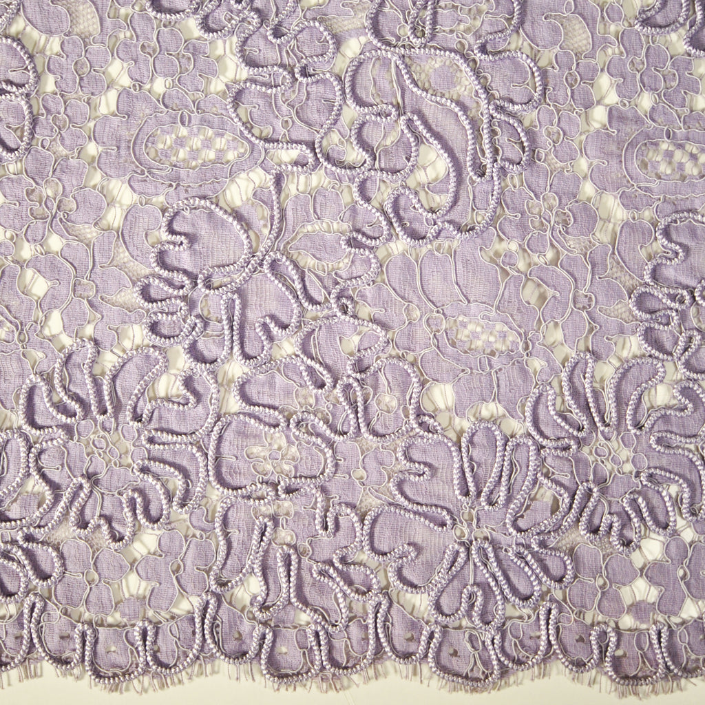 patterned/drawing lace 5