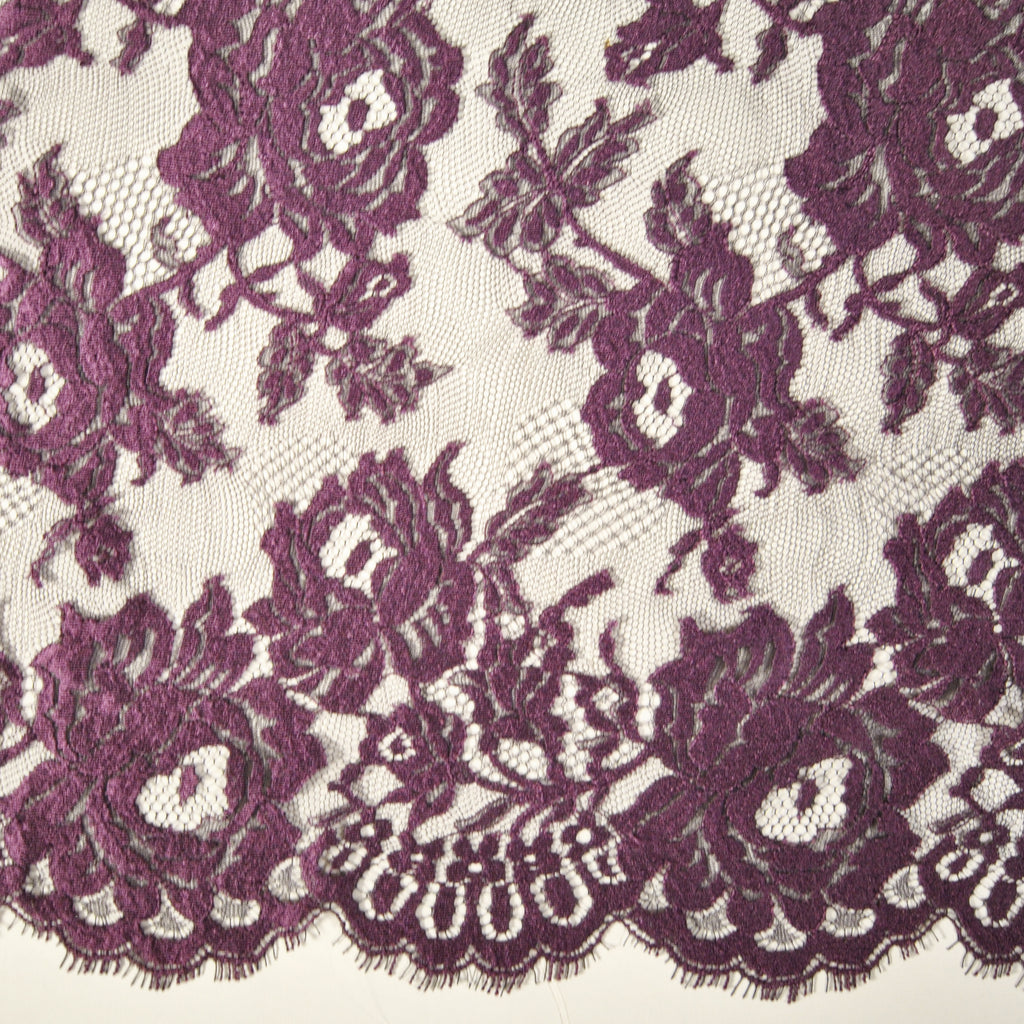 patterned/drawing lace 9